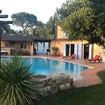 Charming Provencal With Exclusive Privacy Aix-en-Provence