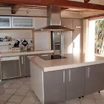 Villa Charming Provencal With Exclusive Privacy