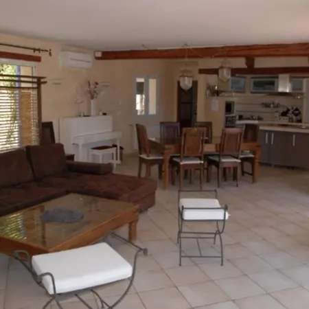 Charming Provencal With Exclusive Privacy *