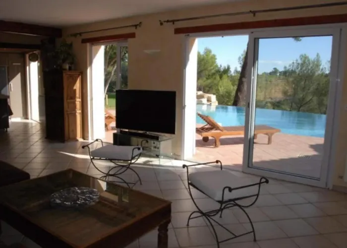 Charming Provencal With Exclusive Privacy * Aix-en-Provence
