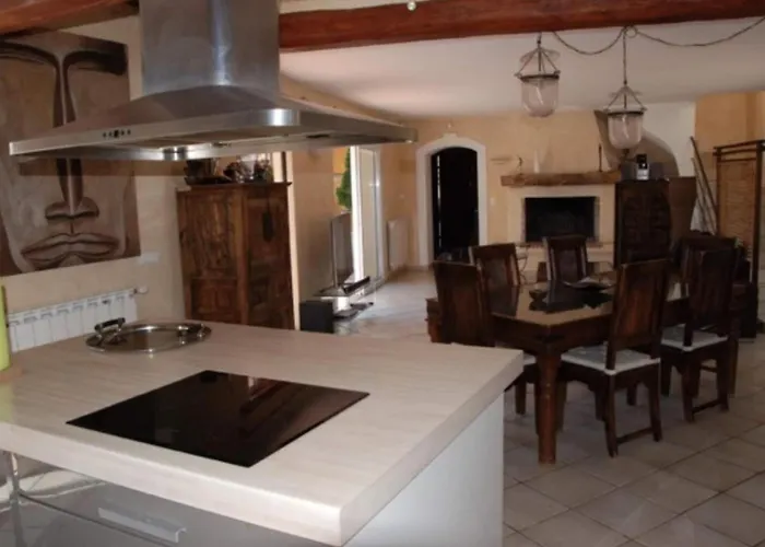 Charming Provencal With Exclusive Privacy Aix-en-Provence