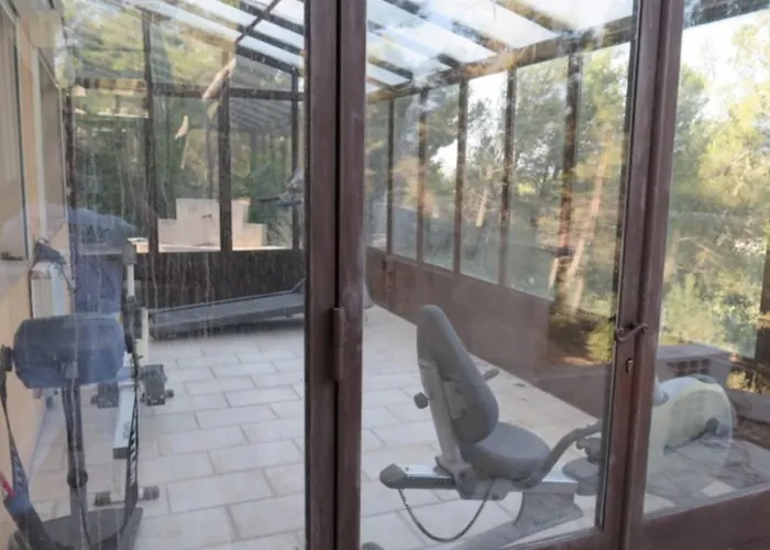 Charming Provencal With Exclusive Privacy Villa