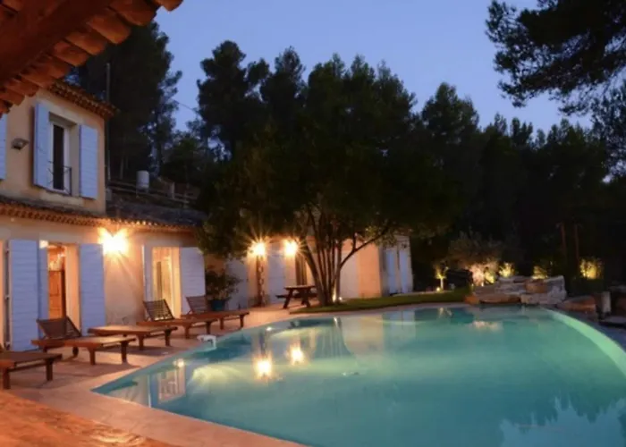 Charming Provencal With Exclusive Privacy * Aix-en-Provence